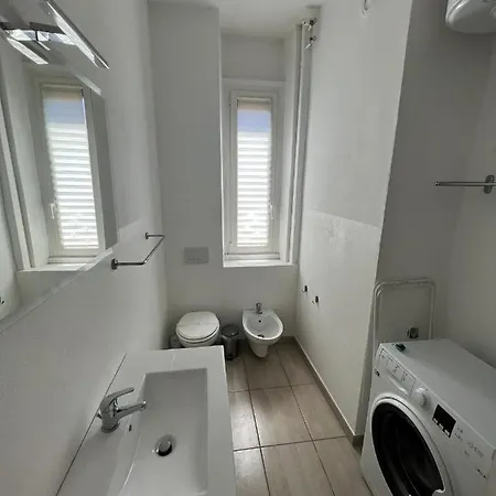 Apartamento Via Treviso 6 *