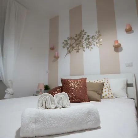 Via Treviso 6 Apartamento *