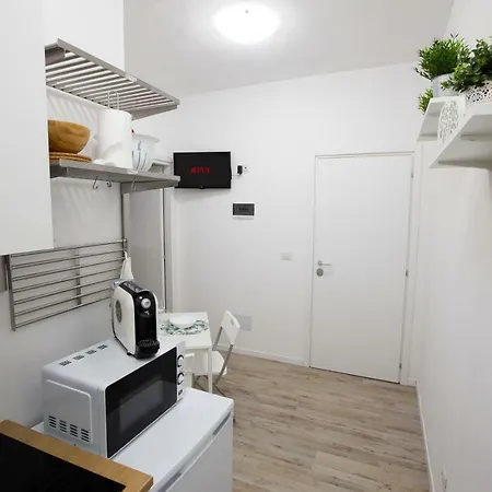 Via Treviso 6 Apartamento *
